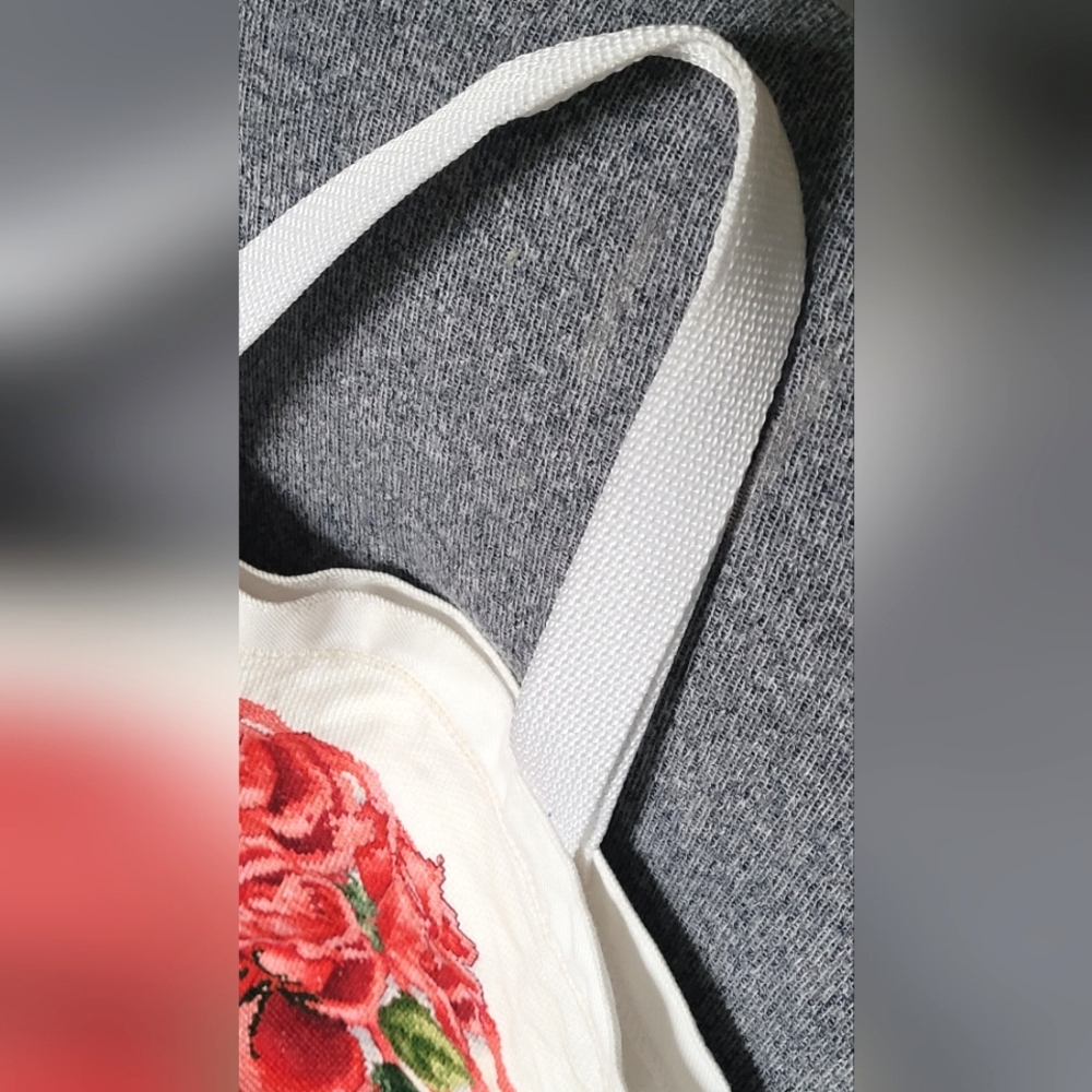 American Beauty Rose Patterned Tote Bag 13.5"×13.5" Strap:8" - Picture 5 of 9